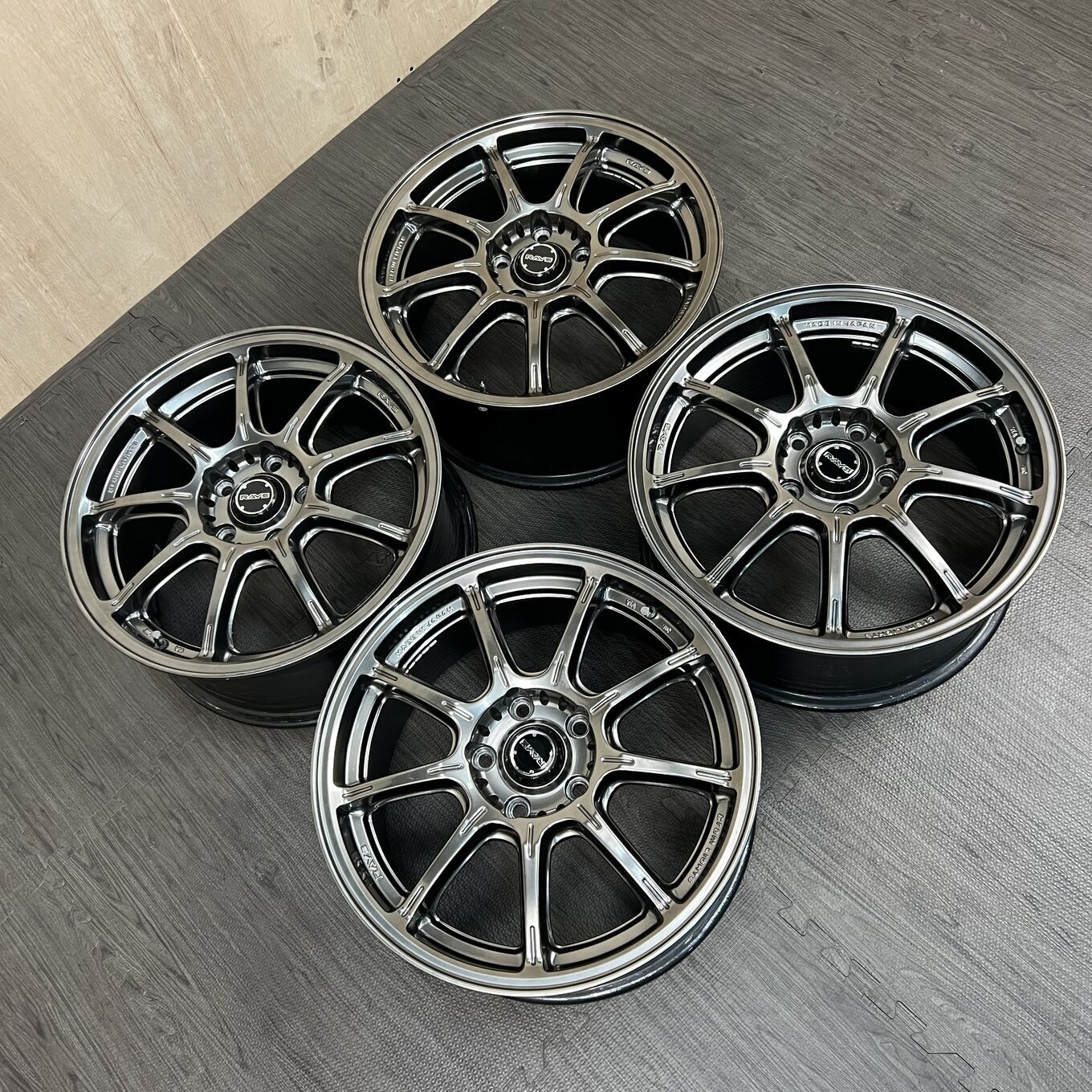 Bridgestone GRAM LIGHTS 57G 215/45 R17, фото 6