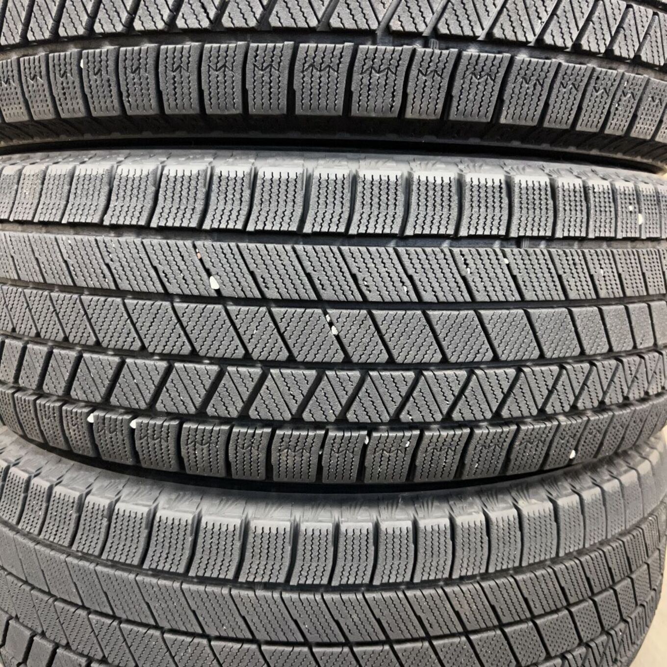 Bridgestone BLIZZAK VRX3 205/65 R16, фото 3