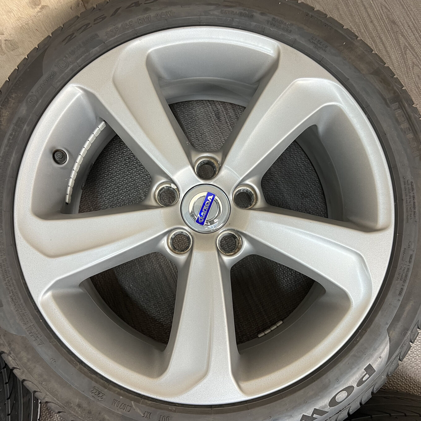 Pirelli V40 225/45 R17, фото 5