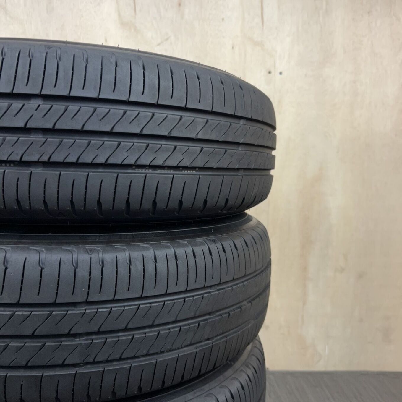 Dunlop ENASAVE EC205 185/70 R14, фото 6