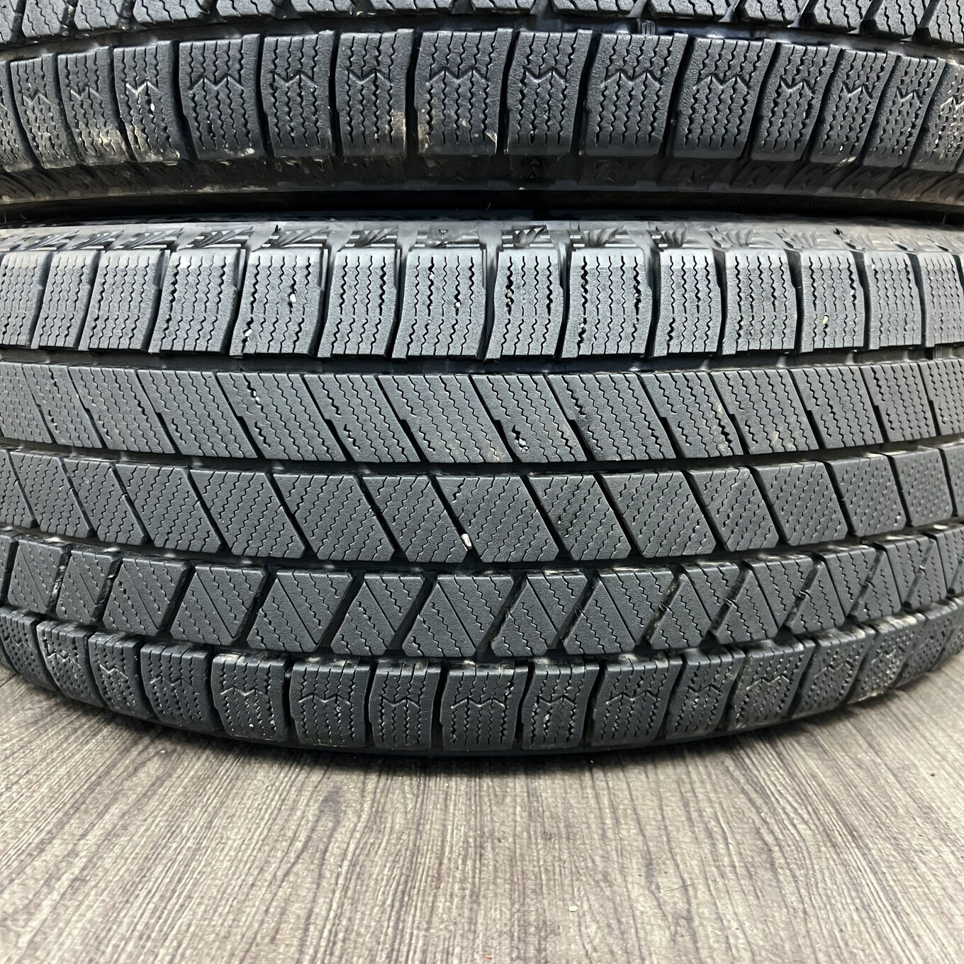 Bridgestone BLIZZAK VRX 215/60 R16, фото 4