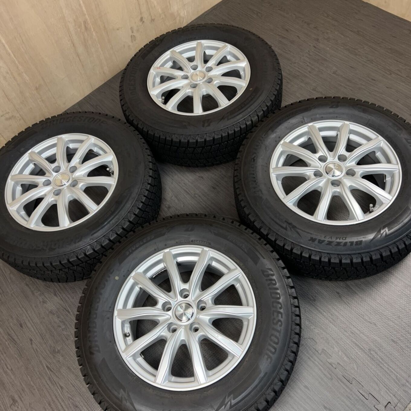 Bridgestone JOKER 215/70 R16, фото 6