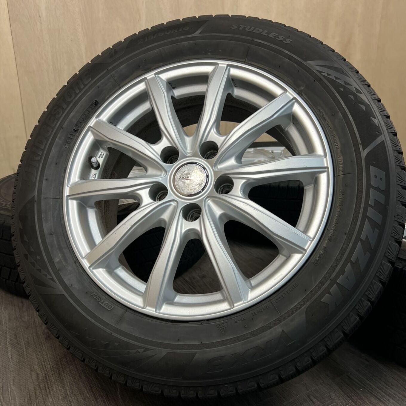 Б/У колесо в сборе 215/60 R16 Bridgestone JOKER, артикул 0006AS030926