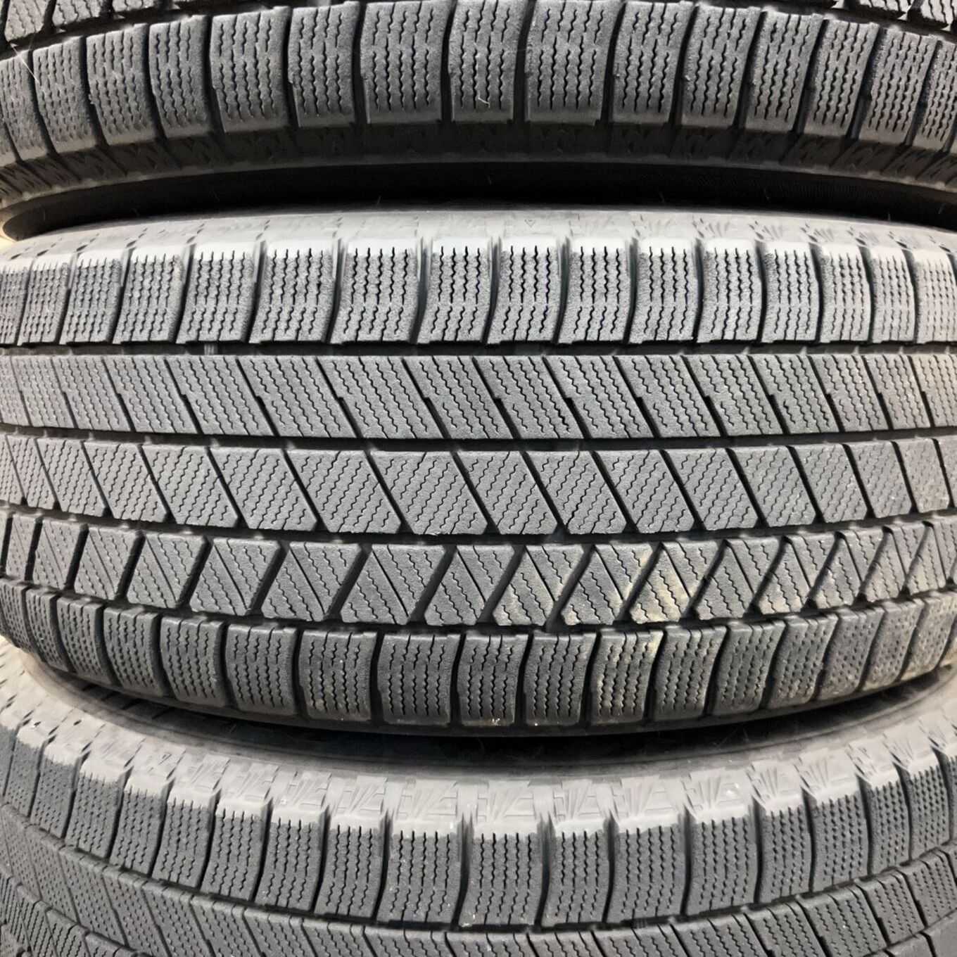 Bridgestone BLIZZAK VRX3 215/60 R16, фото 3