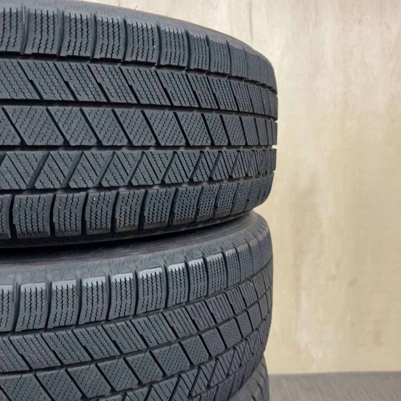 Bridgestone BLIZZAK VRX3 215/60 R16, фото 6