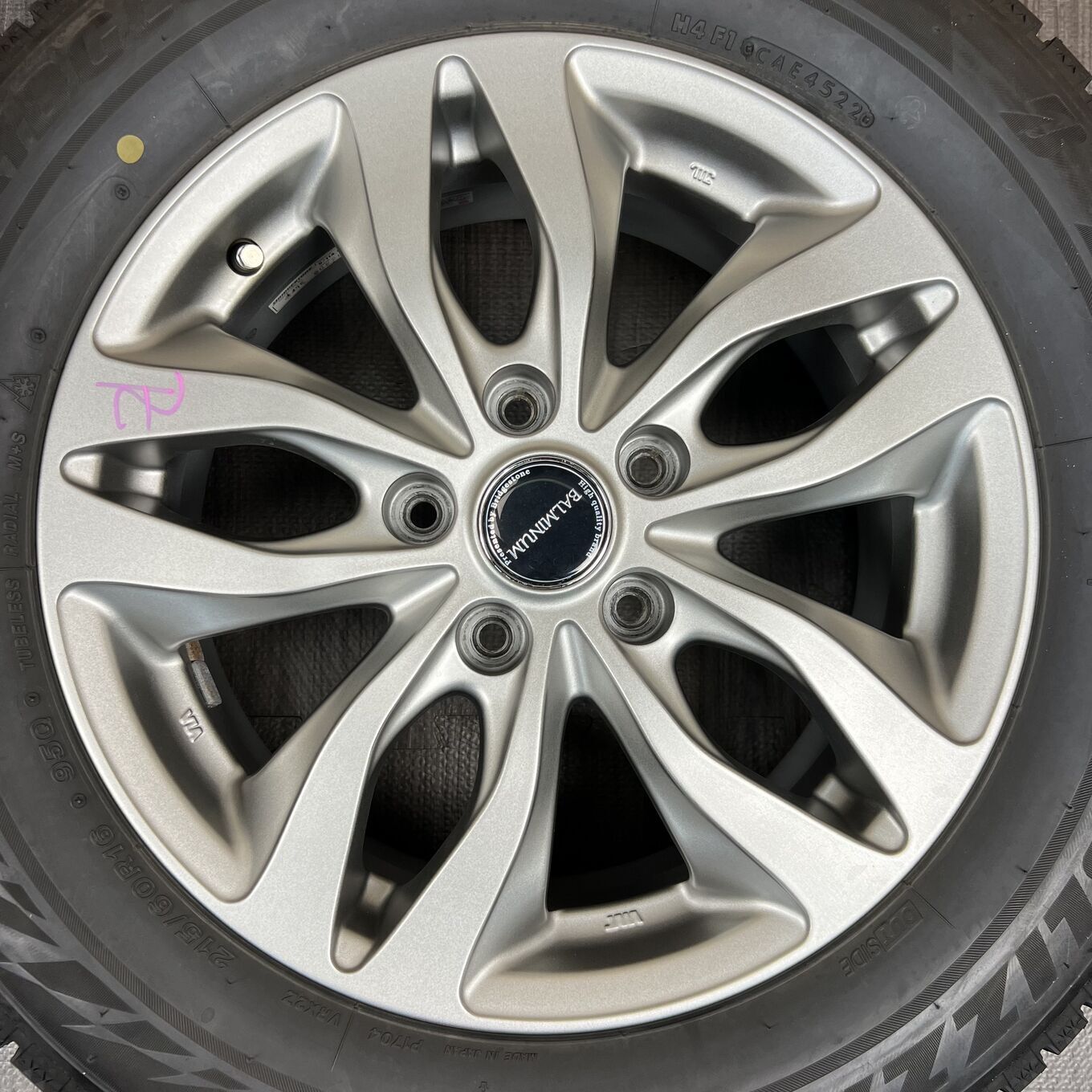 Bridgestone BALMINUM 215/60 R16, фото 3