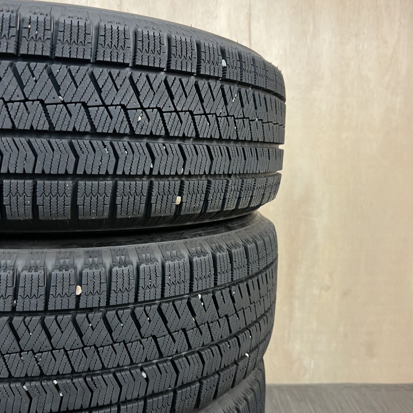 Bridgestone BLIZZAK VRX2 215/60 R16, фото 6