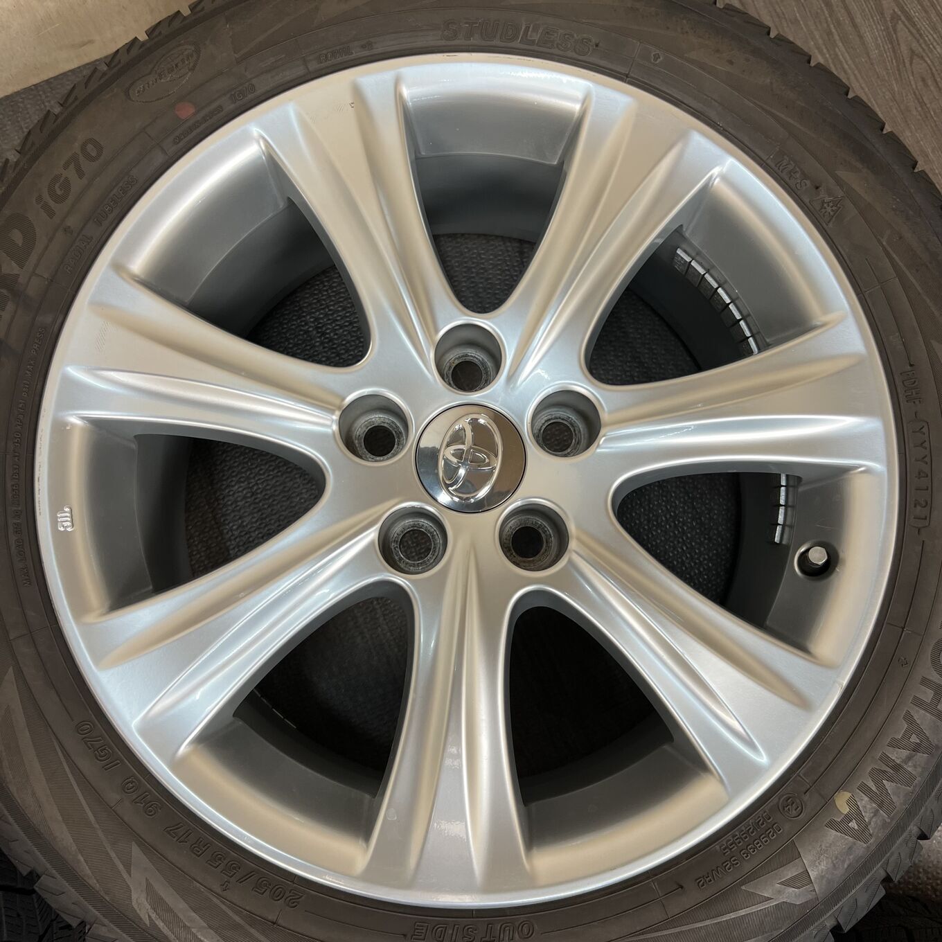 Yokohama ICE GUARD IG70 205/55 R17, фото 5