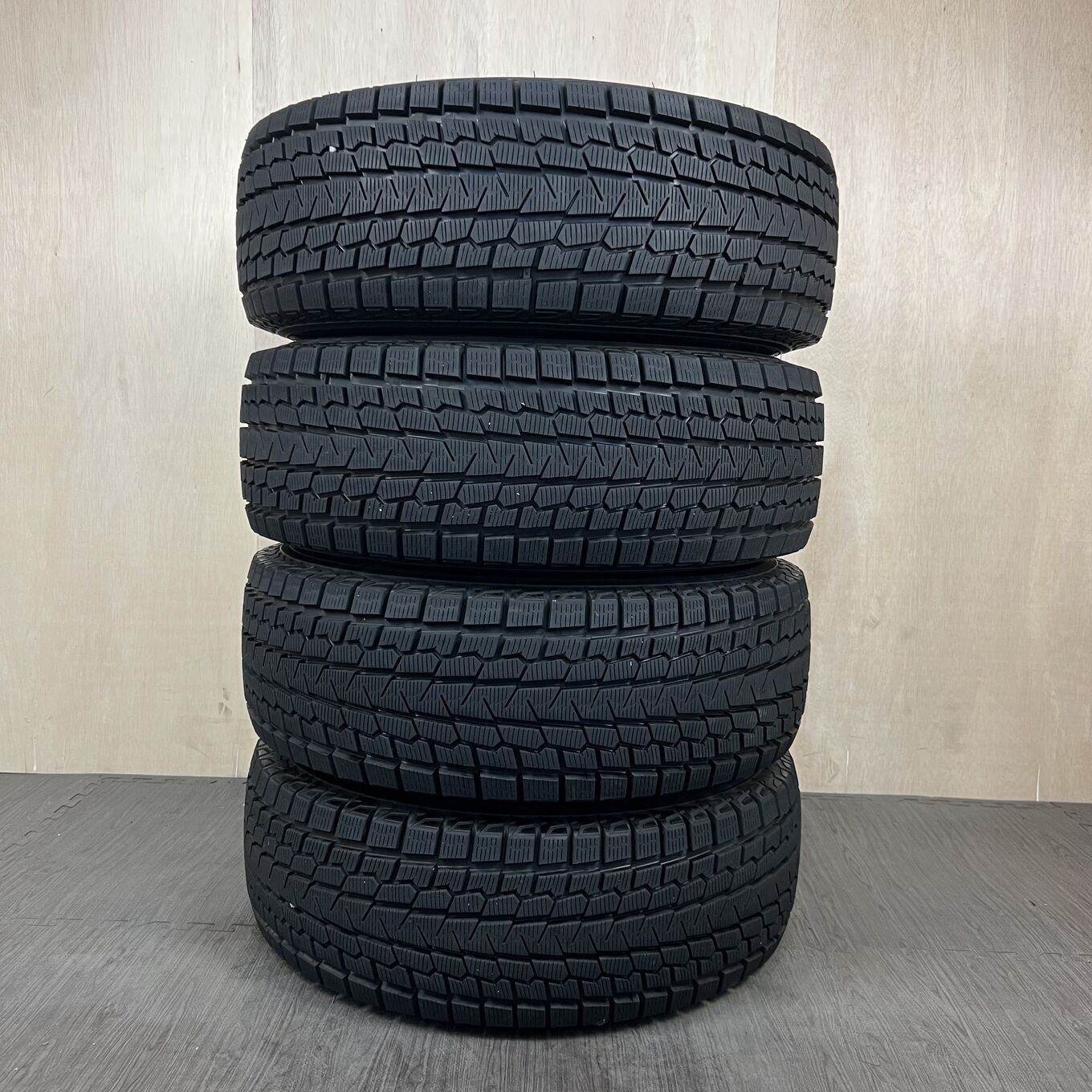 Yokohama RACINGHART TYPE C4 265/70 R16, фото 4
