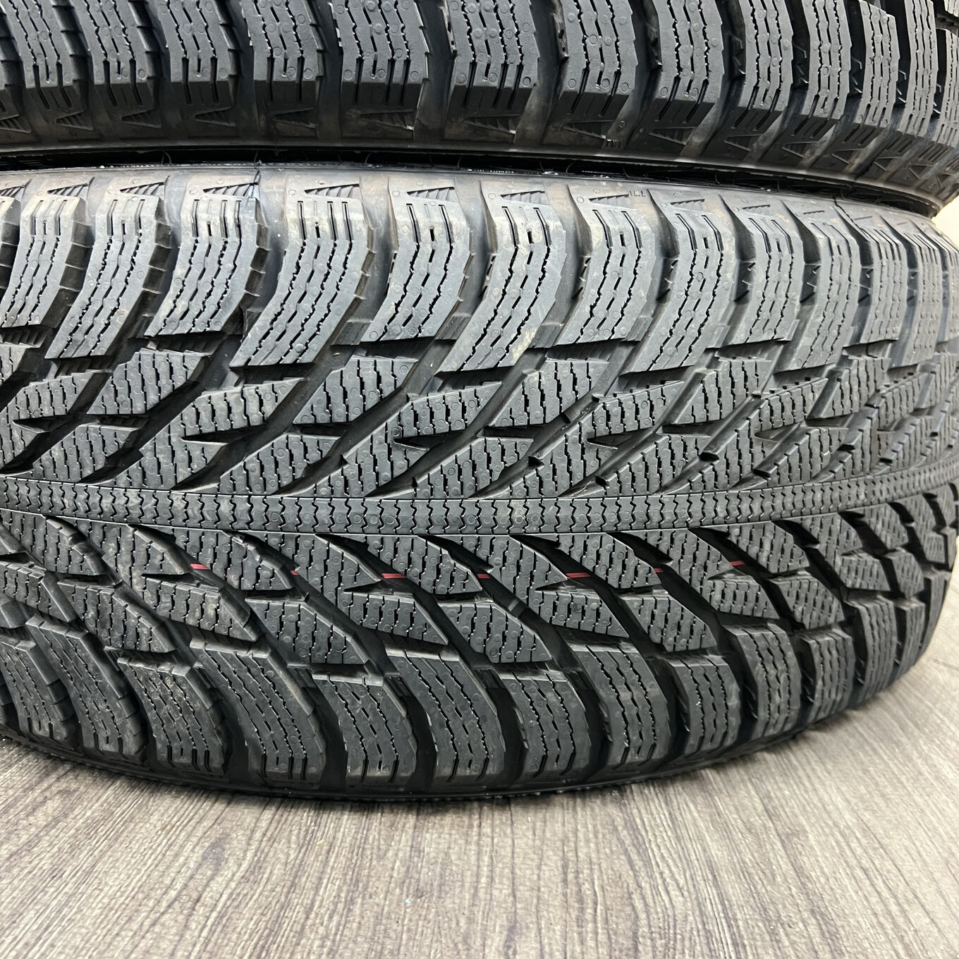 Nokian HAKKAPELIITTA R3 245/35 R21, фото 4