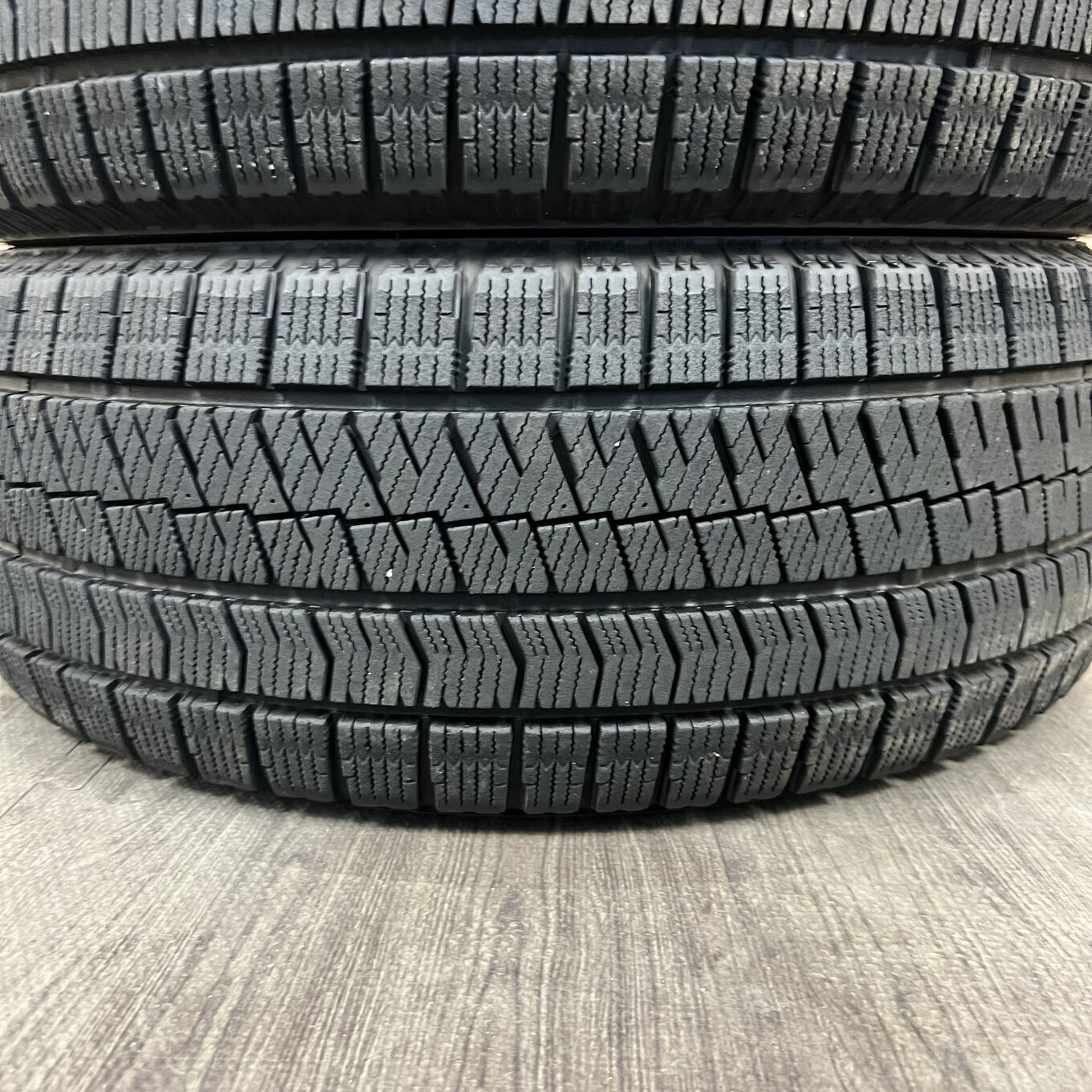 Bridgestone BLIZZAK VRX2 205/55 R16, фото 4