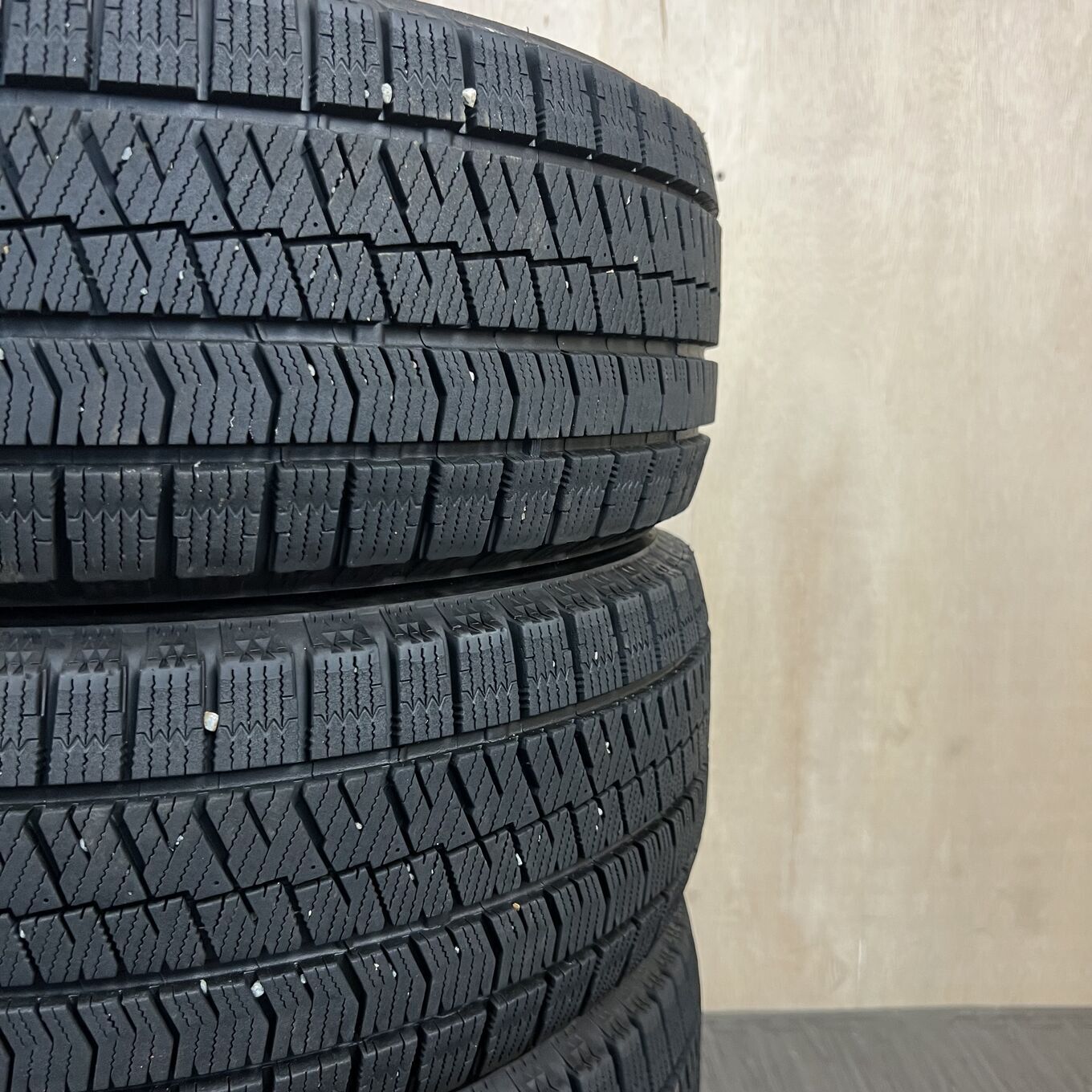 Bridgestone BLIZZAK VRX2 205/55 R16, фото 6