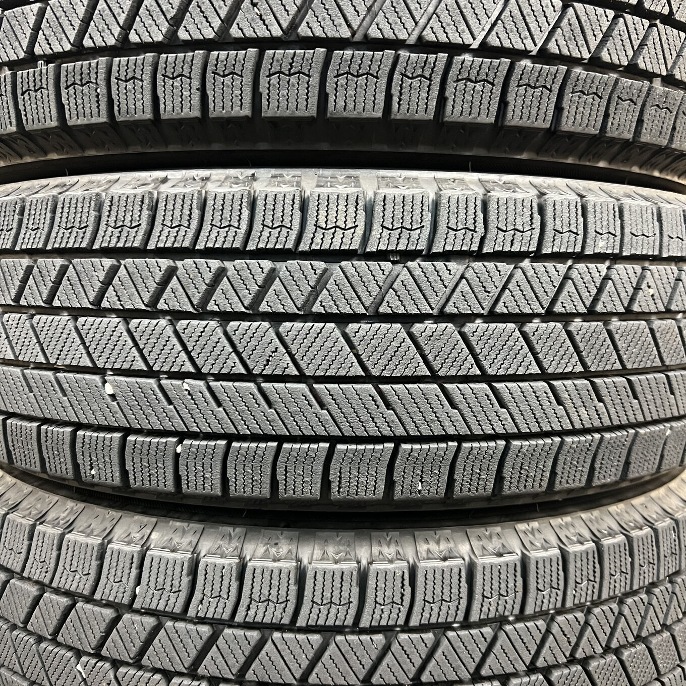 Bridgestone BLIZZAK VRX3 165/65 R15, фото 2