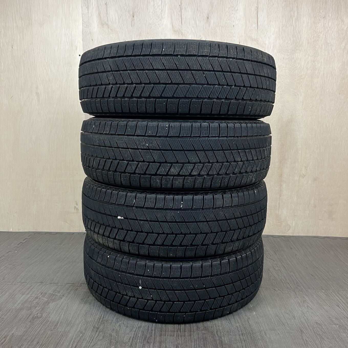 Bridgestone BLIZZAK VRX3 215/65 R16, фото 5