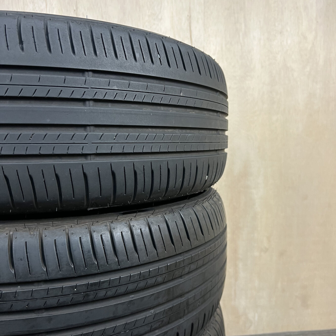 Dunlop ENASAVE EC300+ 215/50 R18, фото 6