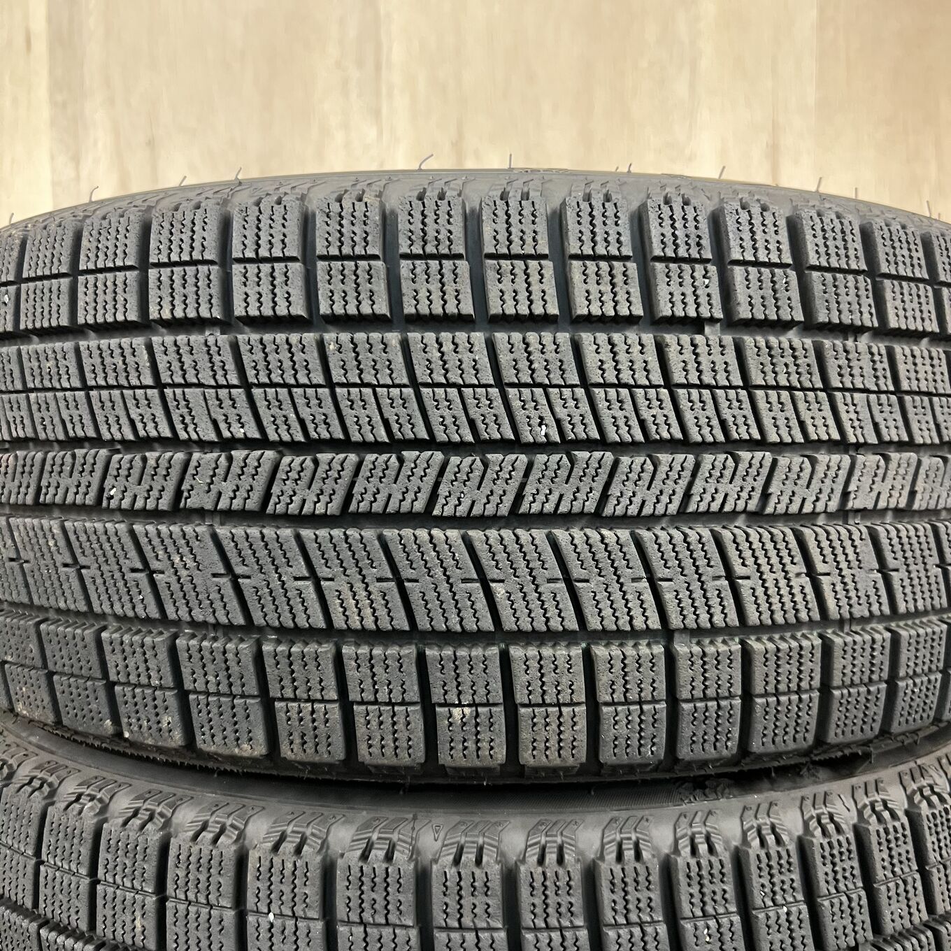 225/45 R18 Nankang ICE ACTIVA AW-1 — 28 100 ¥/комплект