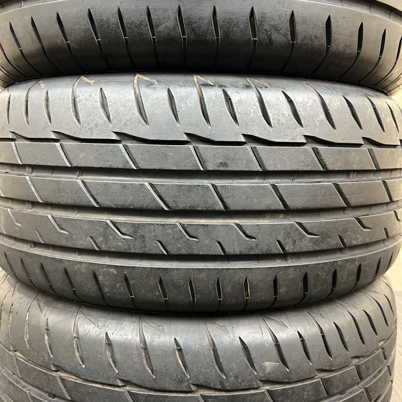 Bridgestone POTENZA ADRENALIN RE004 225/50 R16, фото 3