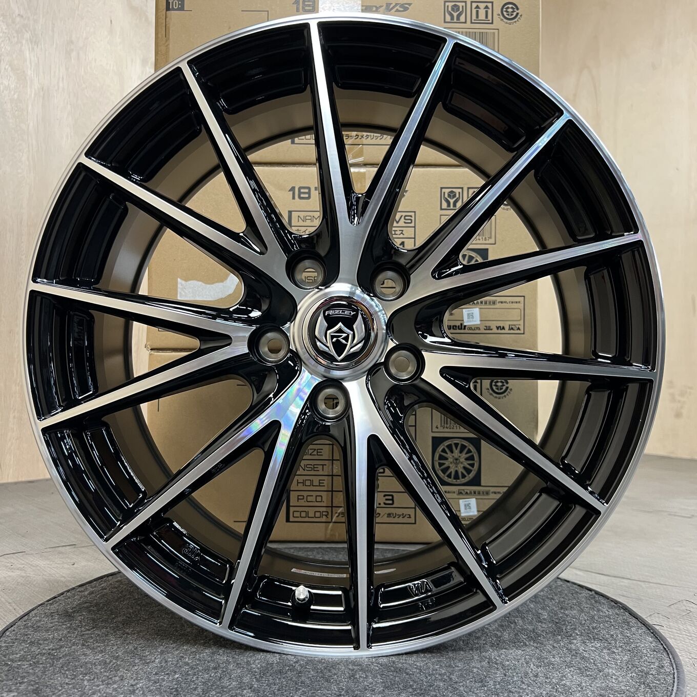 RIZLEY VS R18 7.5J ET55 5x114.3, фото 2
