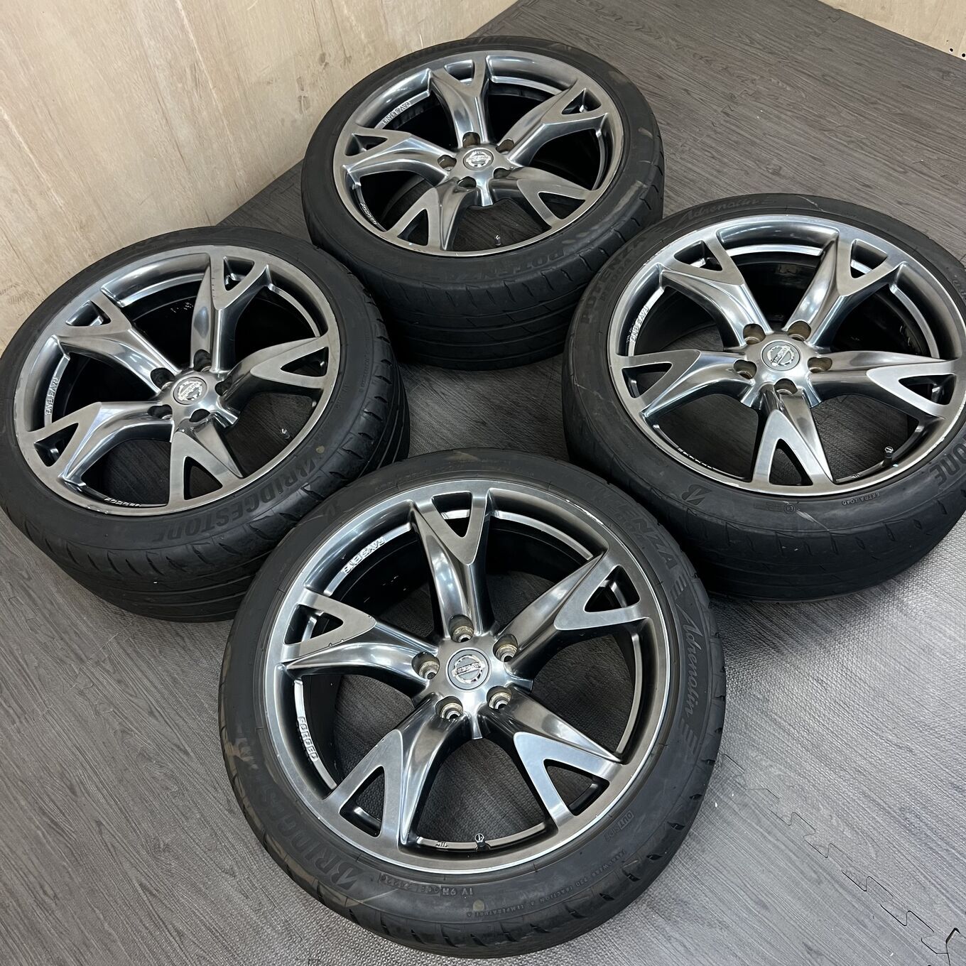 FAIRLADYZ 370Z 40TH ANNIVERSARY 245/40 R19, фото 6