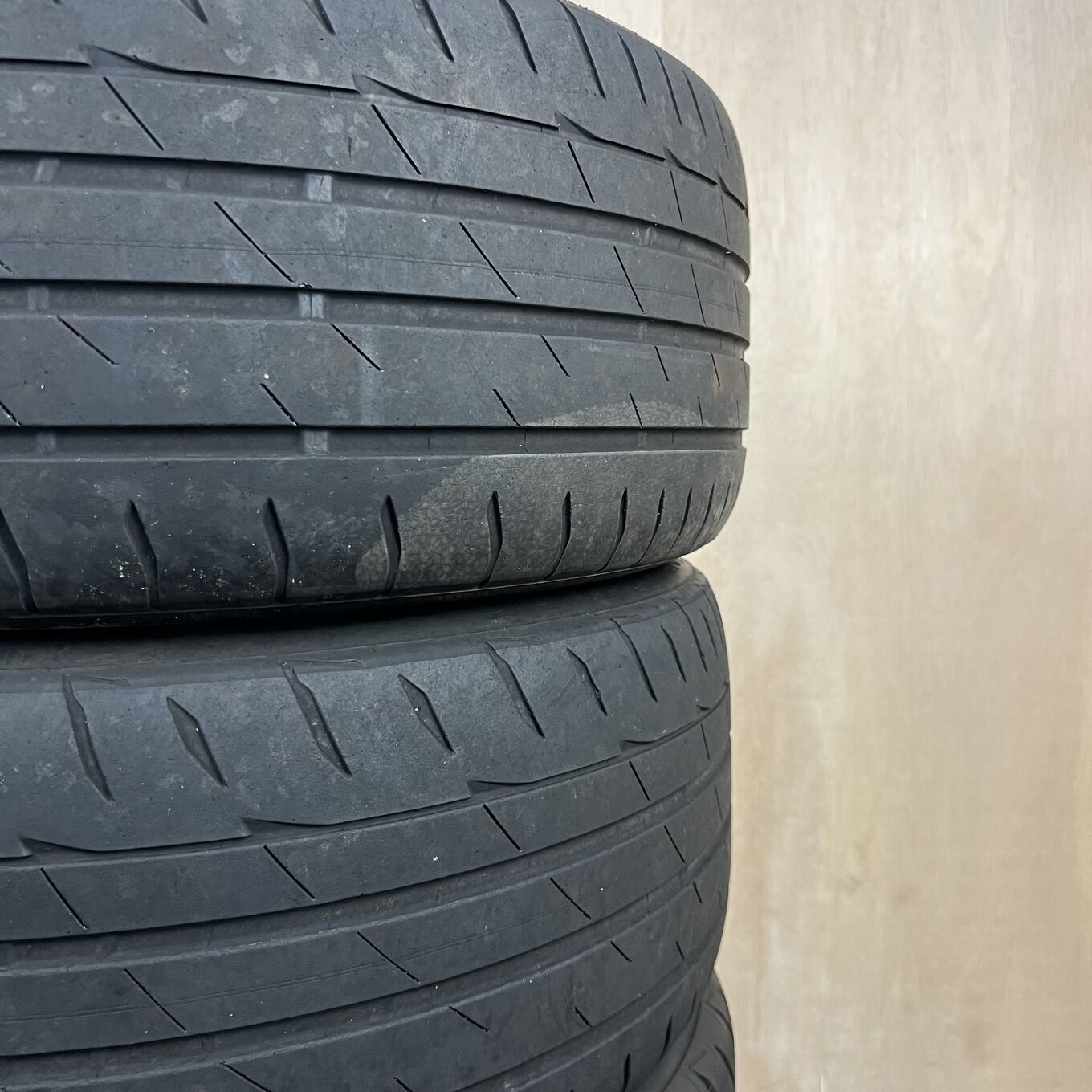 Bridgestone POTENZA ADRENALIN RE004 245/40 R19, фото 6