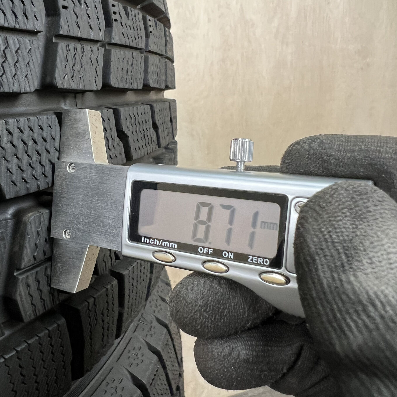 Goodyear ICE NAVI 7 235/50 R18, фото 6
