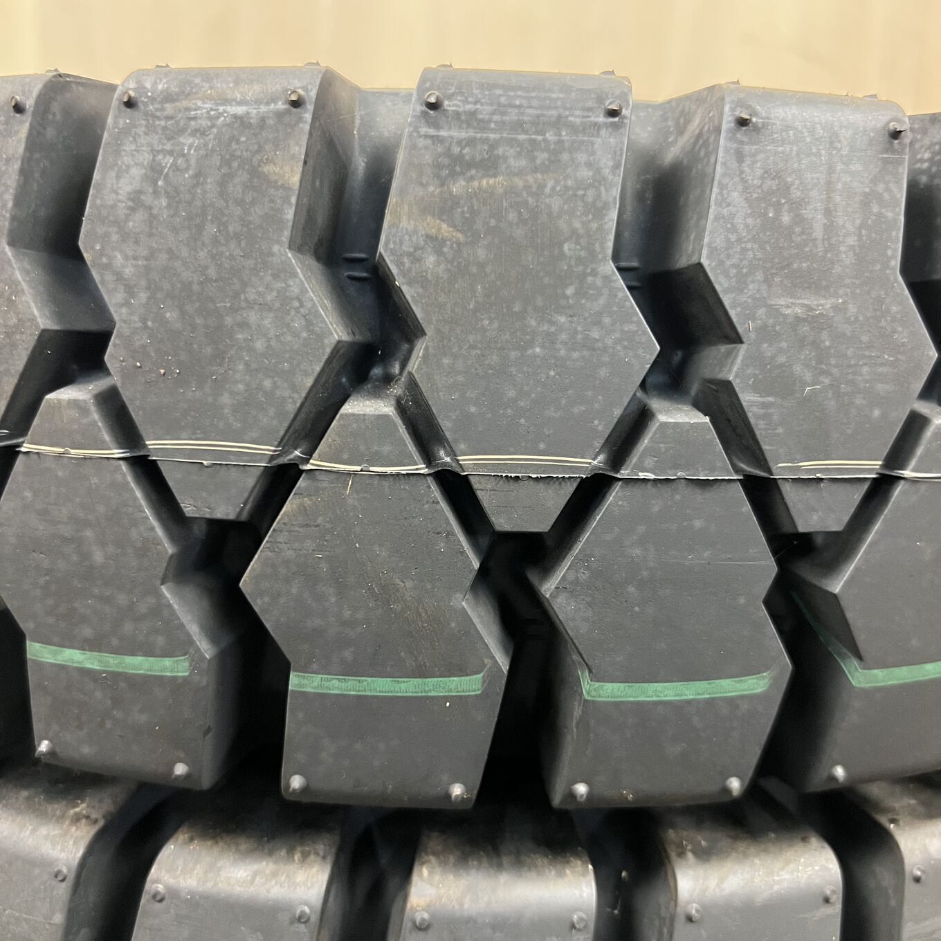 5.00/5.00 R8 Toyo LIFTRACTION WIDE — 51 000 ¥/комплект