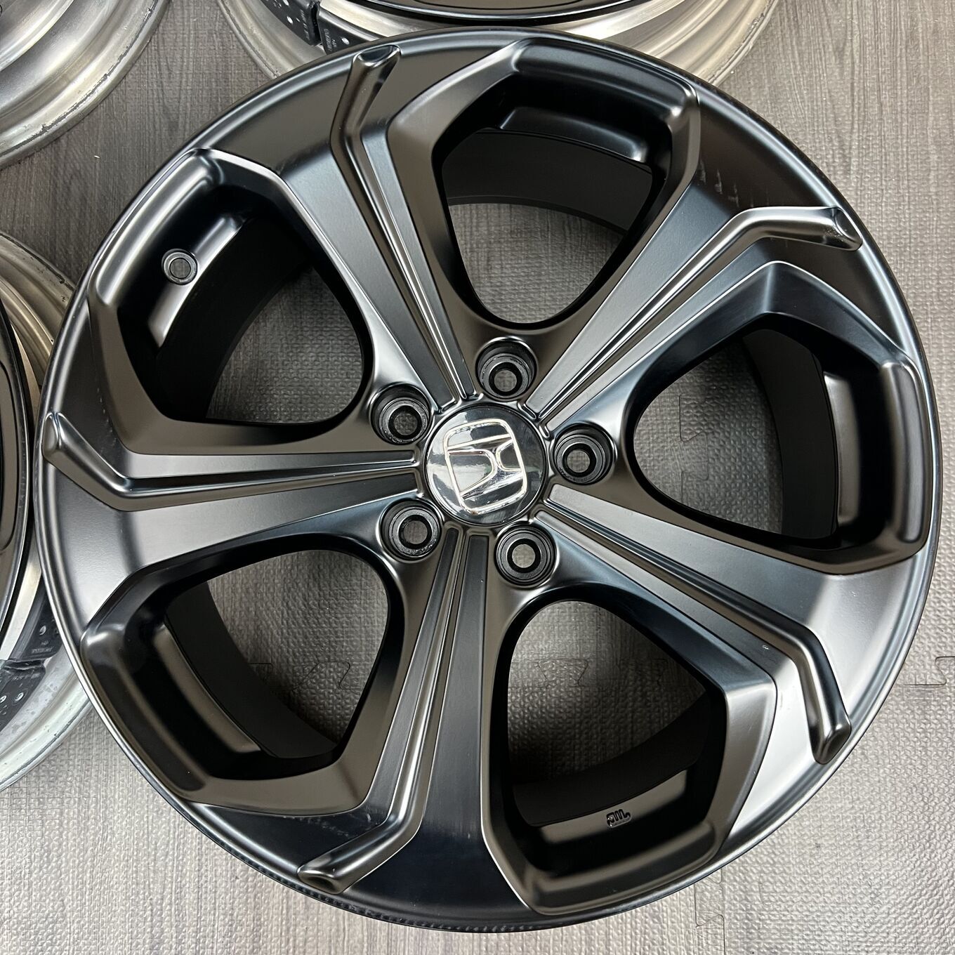 JADE R18 7.5J ET45 5x114.3, фото 2