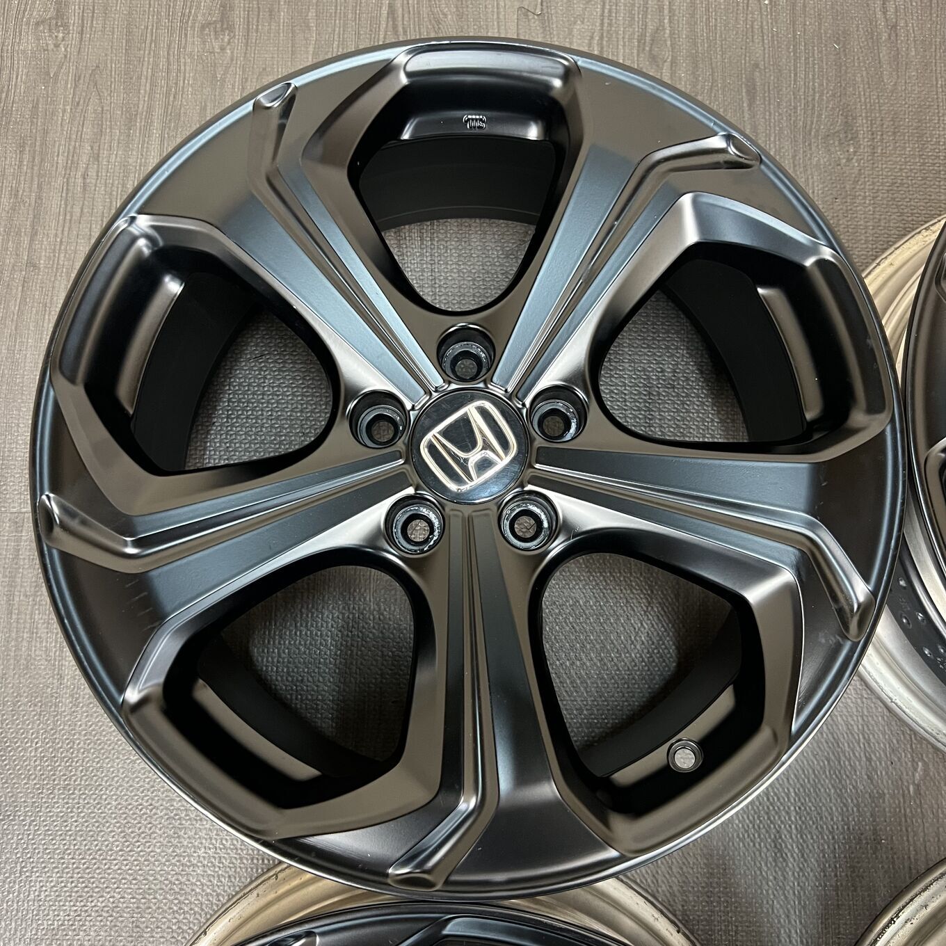 JADE R18 7.5J ET45 5x114.3, фото 3