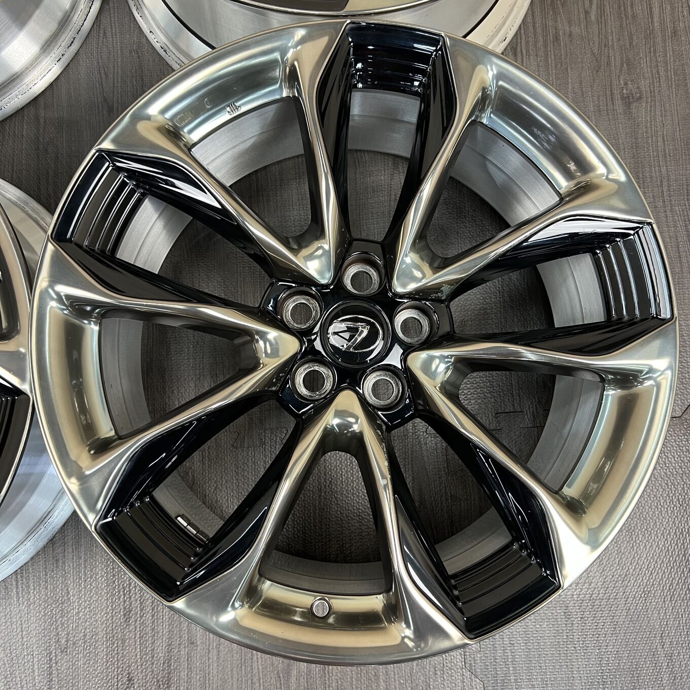 LC R20 8.5J ET25 5x120, фото 2