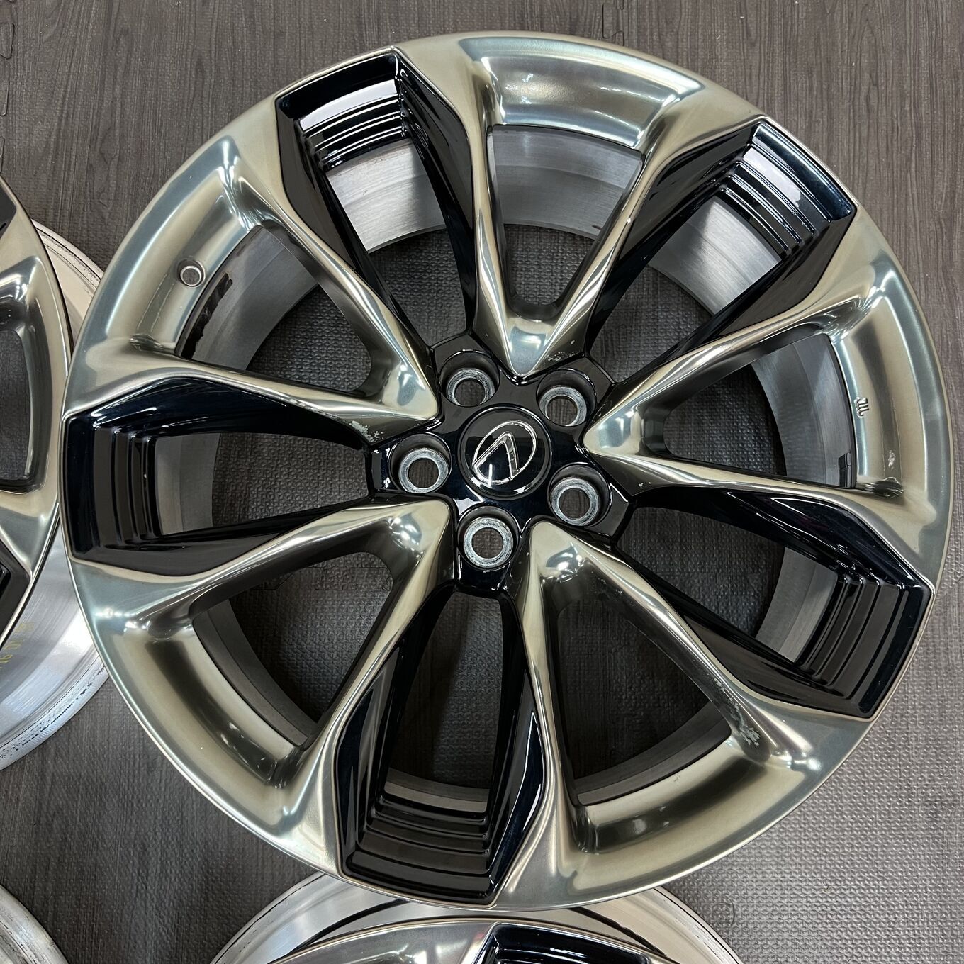 LC R20 8.5J ET25 5x120, фото 4