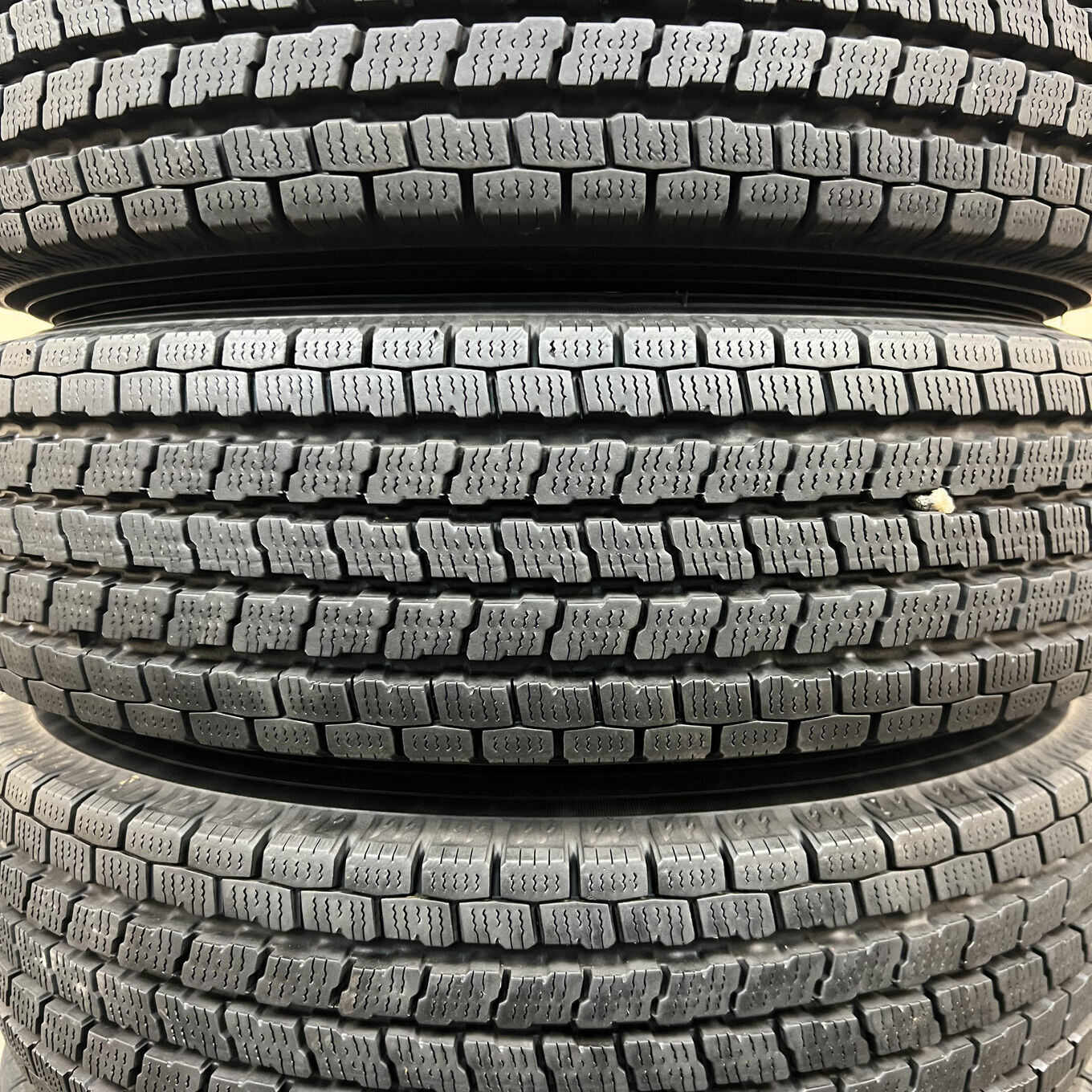 Yokohama ICE GUARD IG91 145/80 R12, фото 2