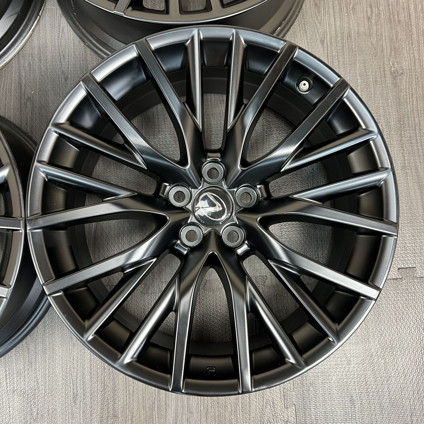 RX R20 8J ET30 5x114.3, фото 2