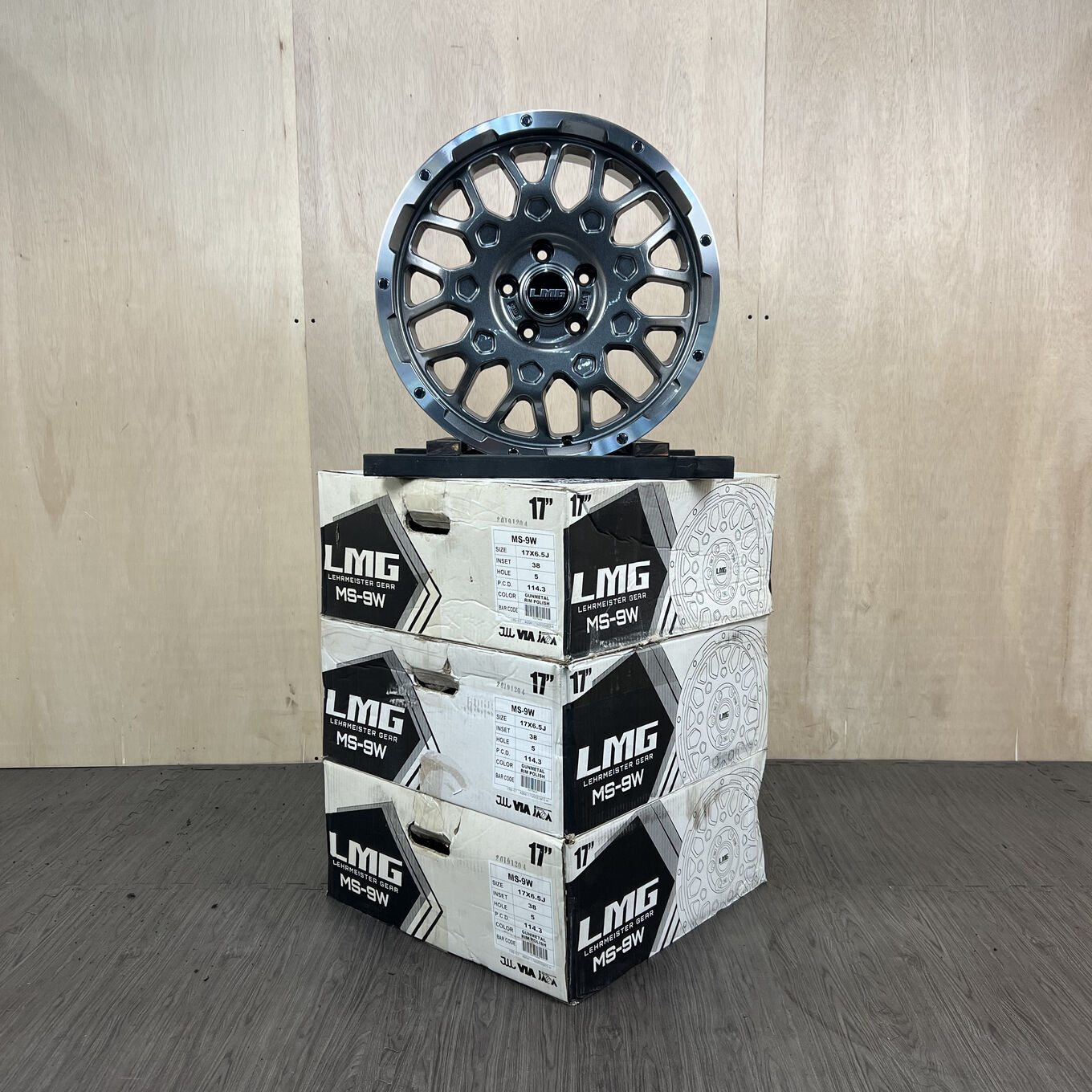 R17 6.5J ET38 5x114.3 MS-9W — 38 300 ¥/комплект