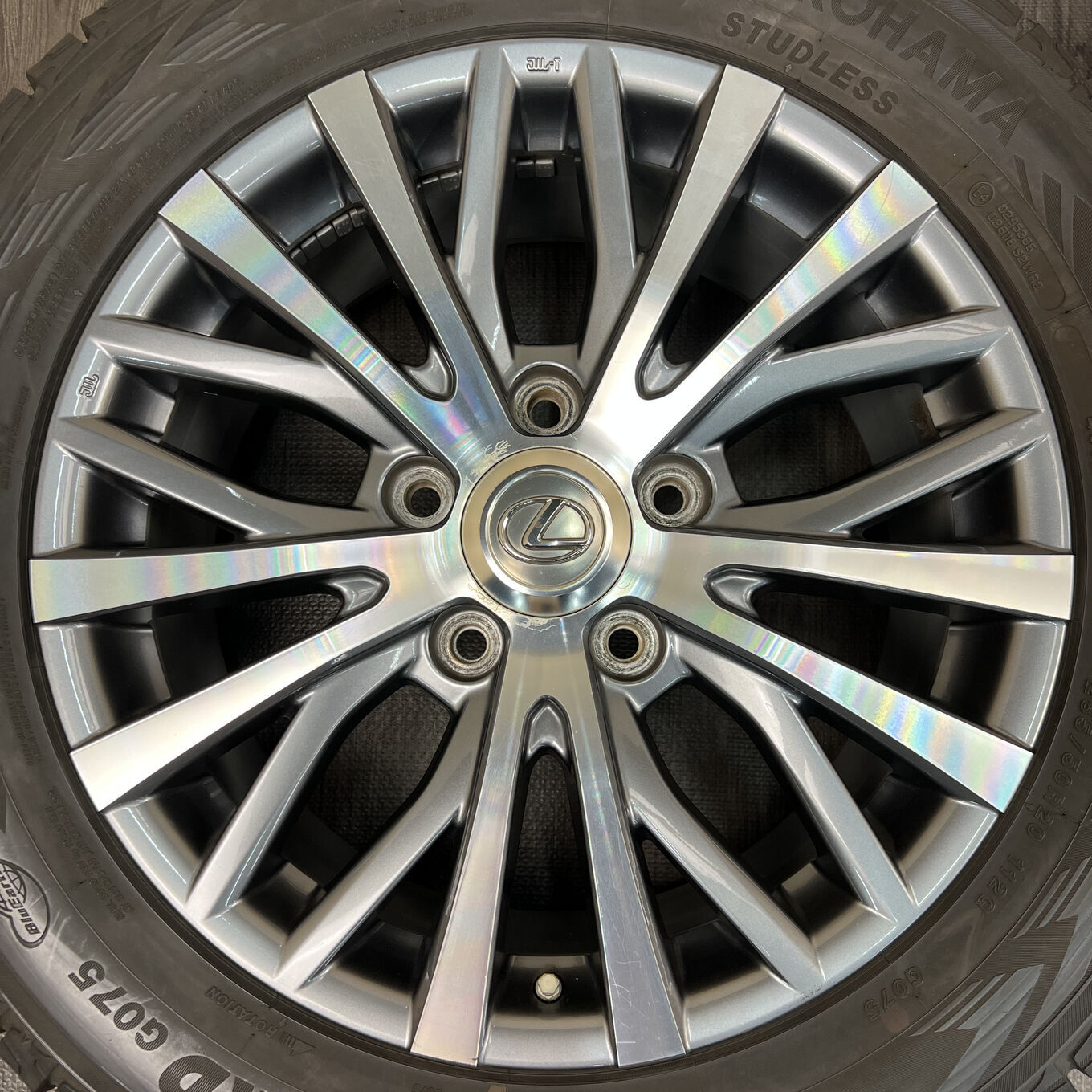 Yokohama LX570 285/50 R20, фото 2