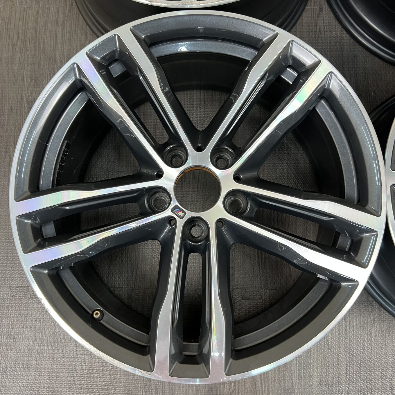 R19 8J ET36 5x120 740M F31 F31 — 59 500 ¥/комплект