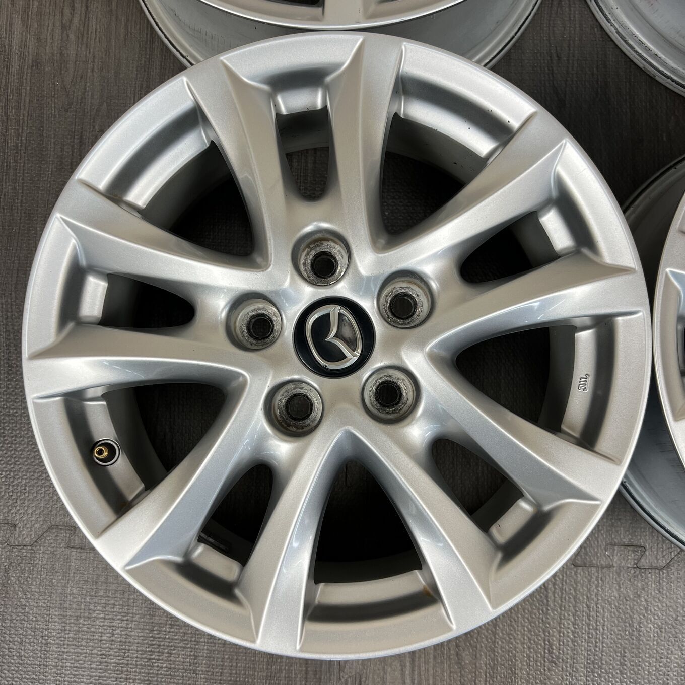 R16 6.5J ET50 5x114.3 — 25 500 ¥/комплект