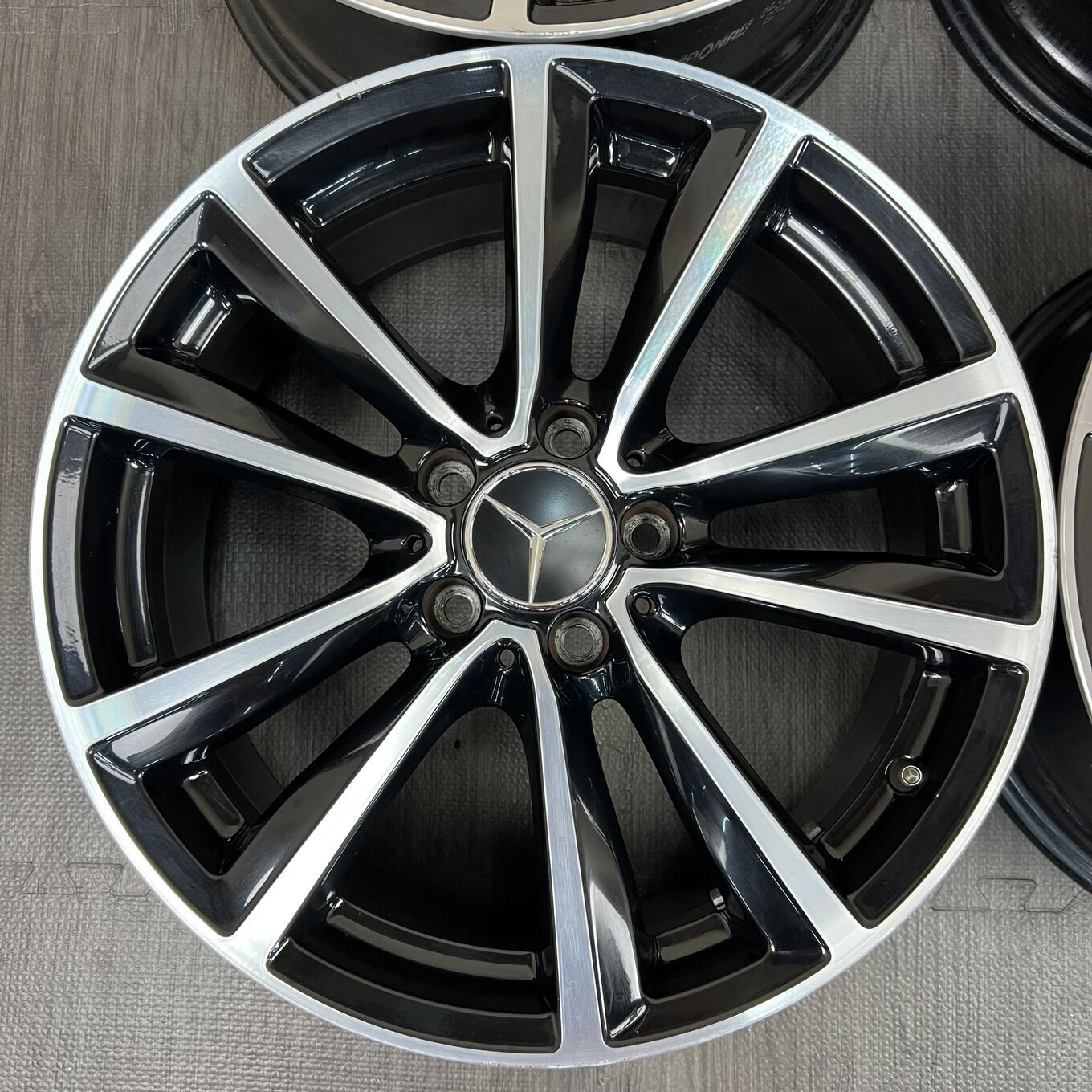 R18 7.5J ET50 5x112 B W246 — 38 300 ¥/комплект
