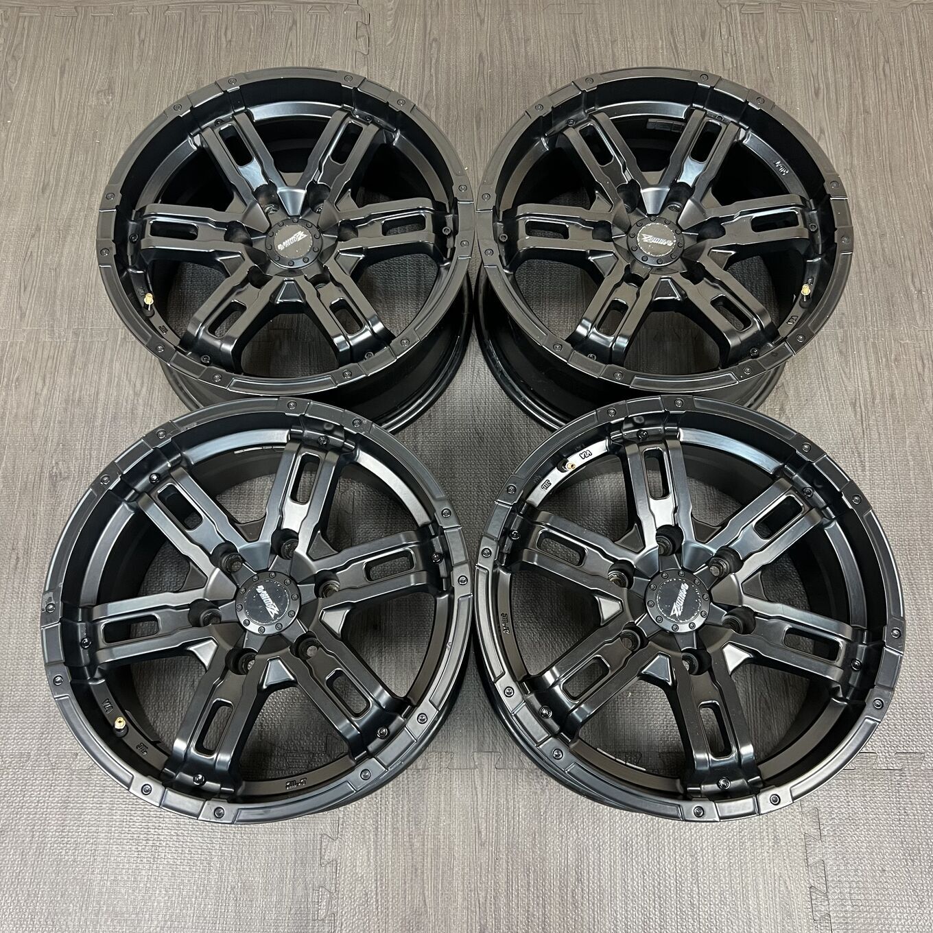WOLF R17 8J ET20 6x139.7, фото 5