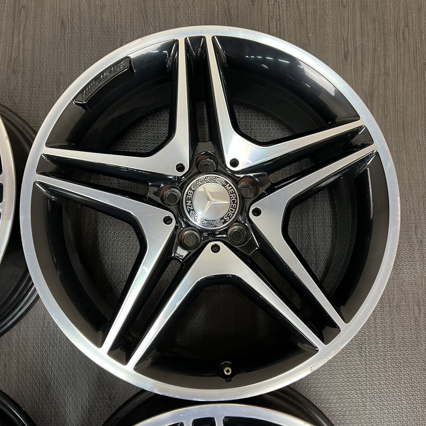 CLA AMG R18 7.5J ET52 5x112, фото 4