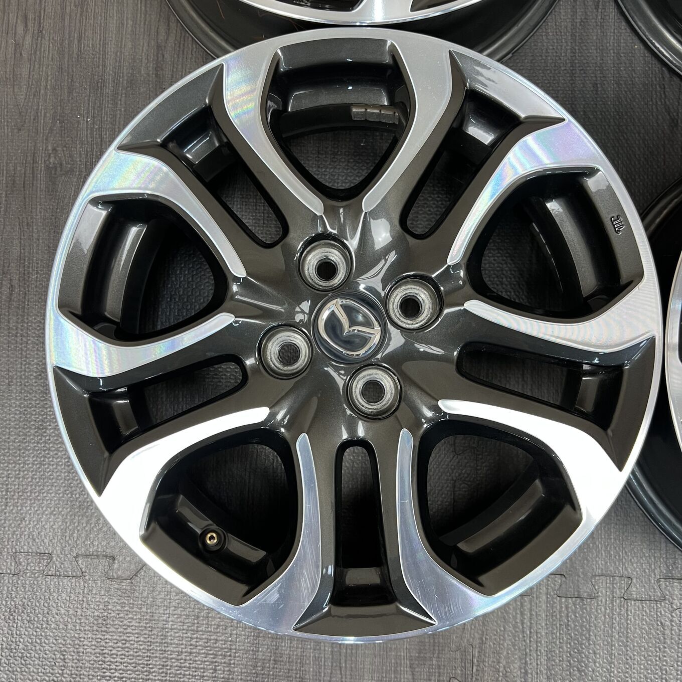 R16 5.5J ET40 4x100 DEMIO 2 — 28 100 ¥/комплект