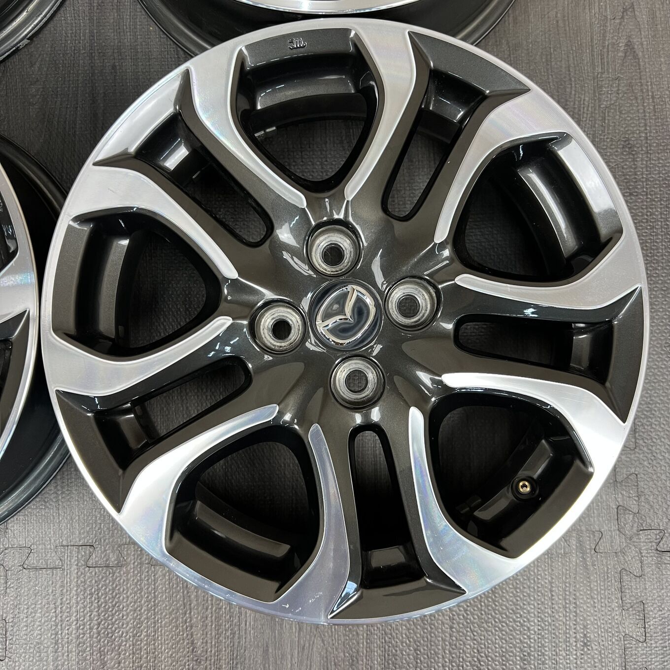 DEMIO 2 R16 5.5J ET40 4x100, фото 2