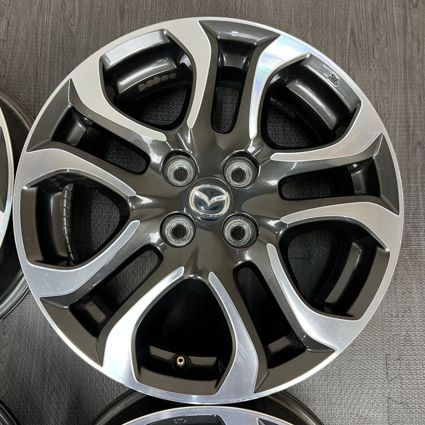 DEMIO 2 R16 5.5J ET40 4x100, фото 3