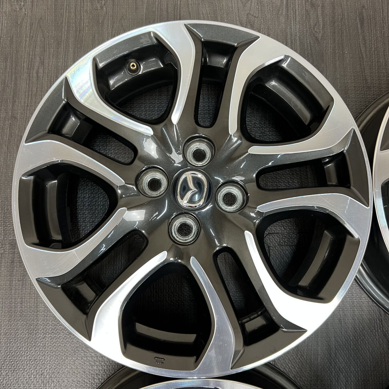 DEMIO 2 R16 5.5J ET40 4x100, фото 4