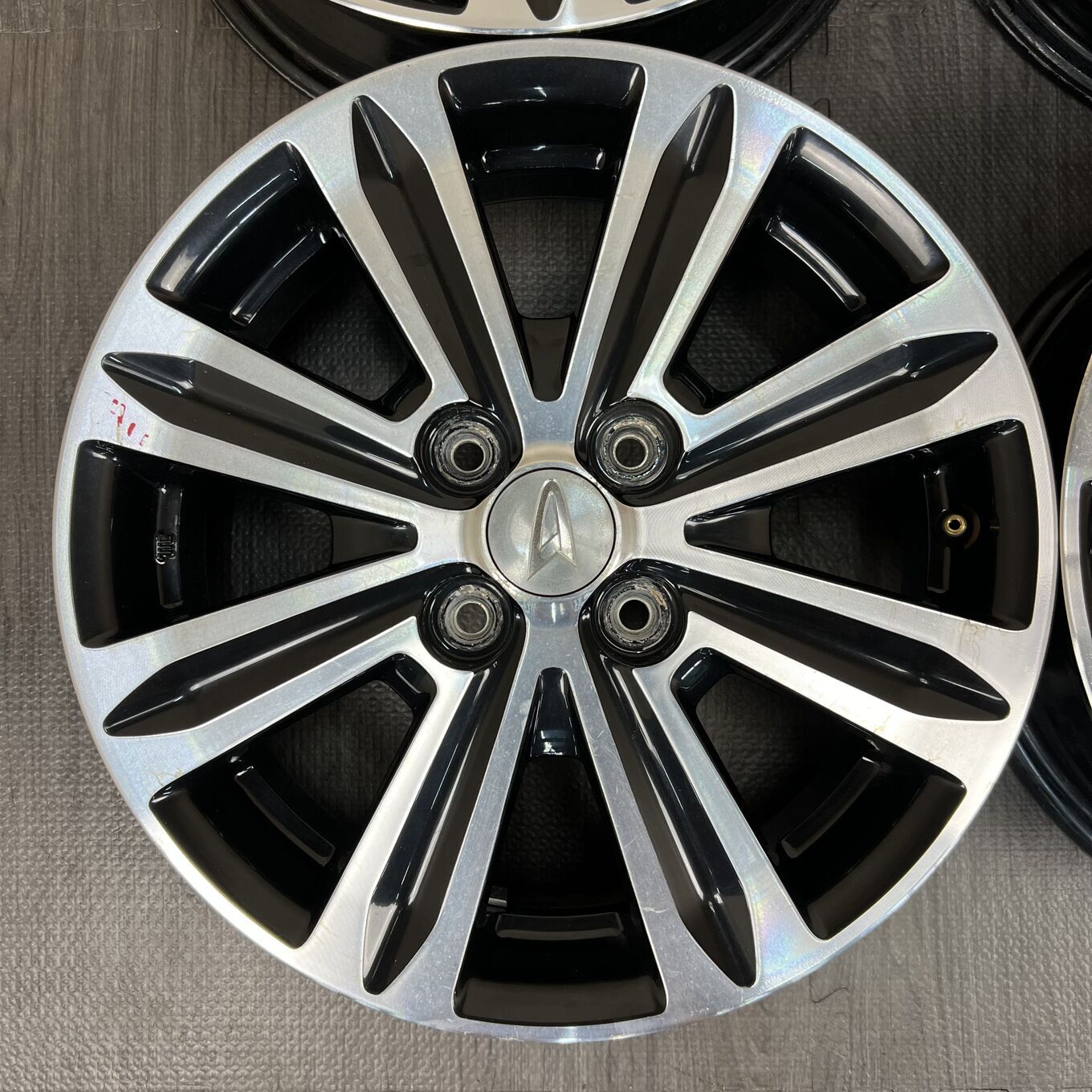 R15 4.5J ET45 4x100 TANTO — 30 600 ¥/комплект