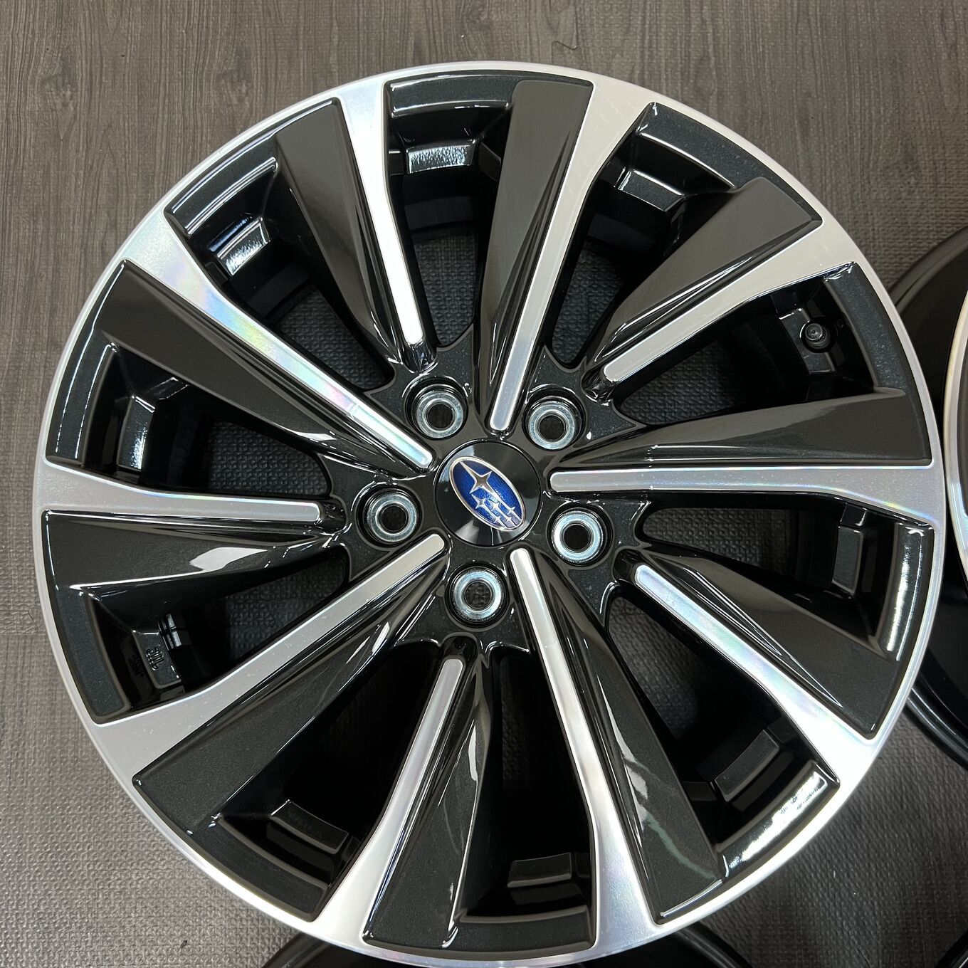 LEVORG VN STI SPORT R18 7.5J ET55 5x114.3, фото 3