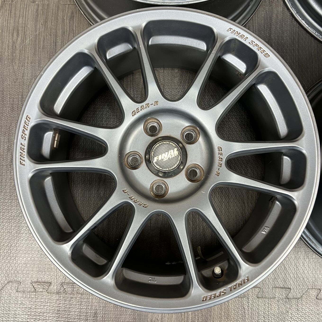 R16 7J ET48 5x100 FINAL SPEED — 30 600 ¥/комплект