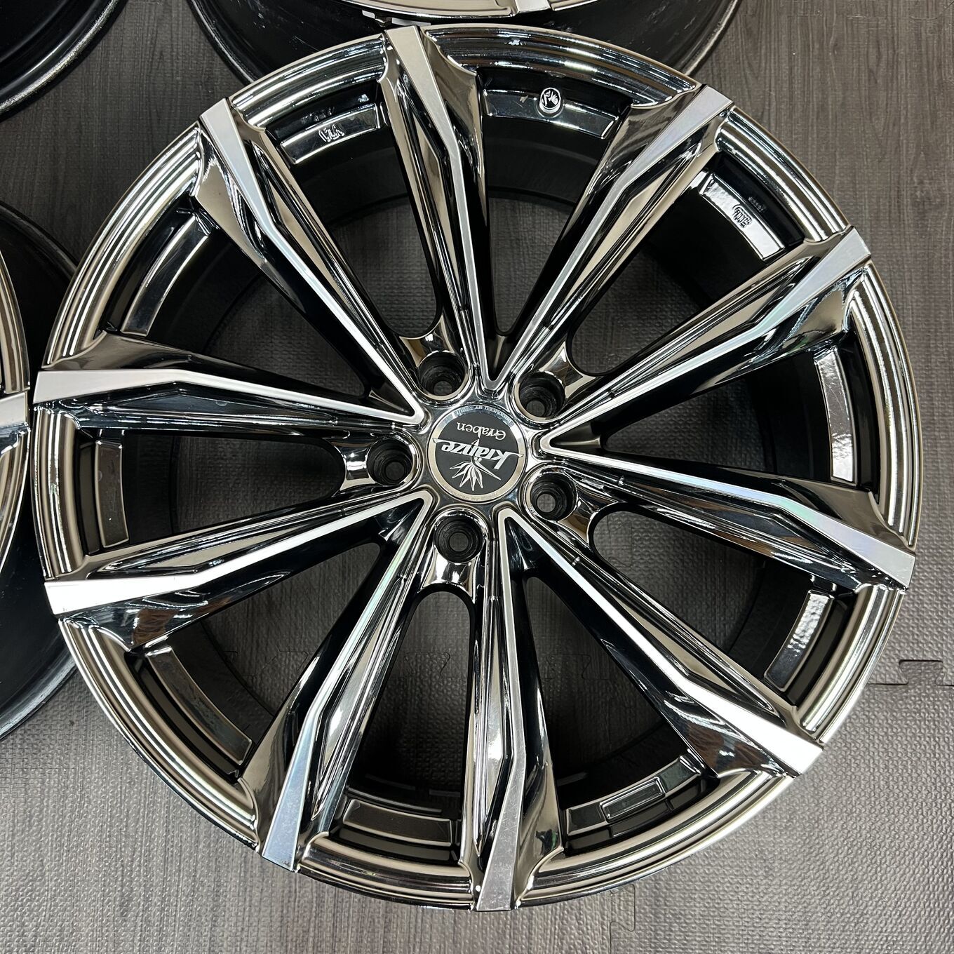 GRABEN R20 8.5J ET35 5x114.3, фото 2