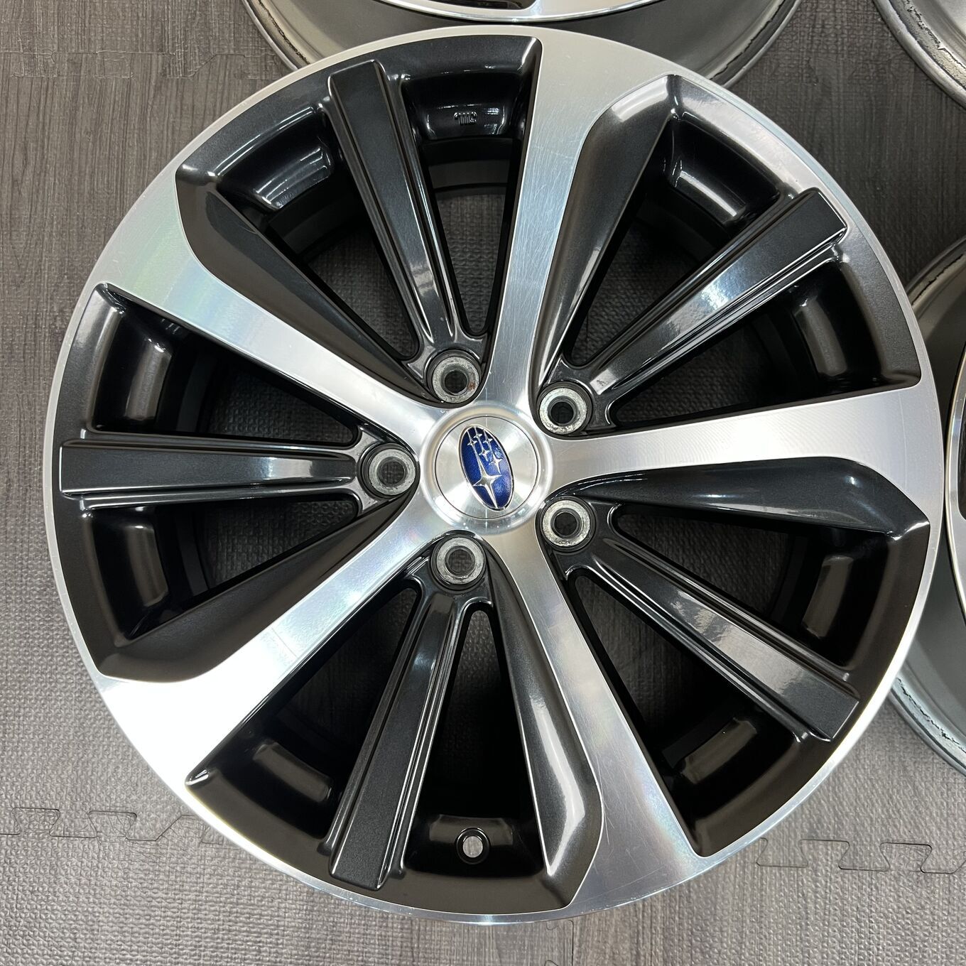 R18 7.5J ET55 5x114.3 — 34 000 ¥/комплект