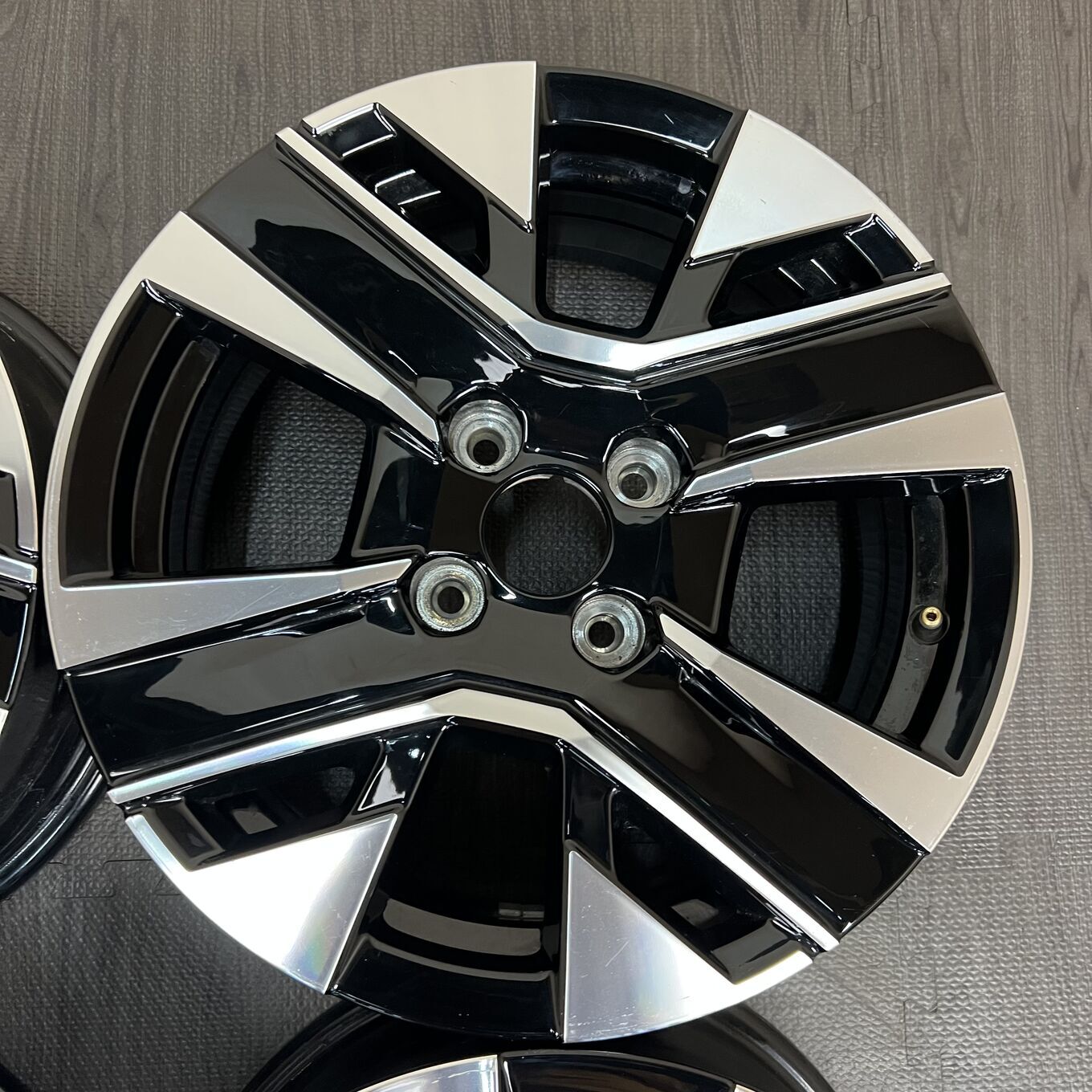 208 R16 6.5J ET38 4x108, фото 4