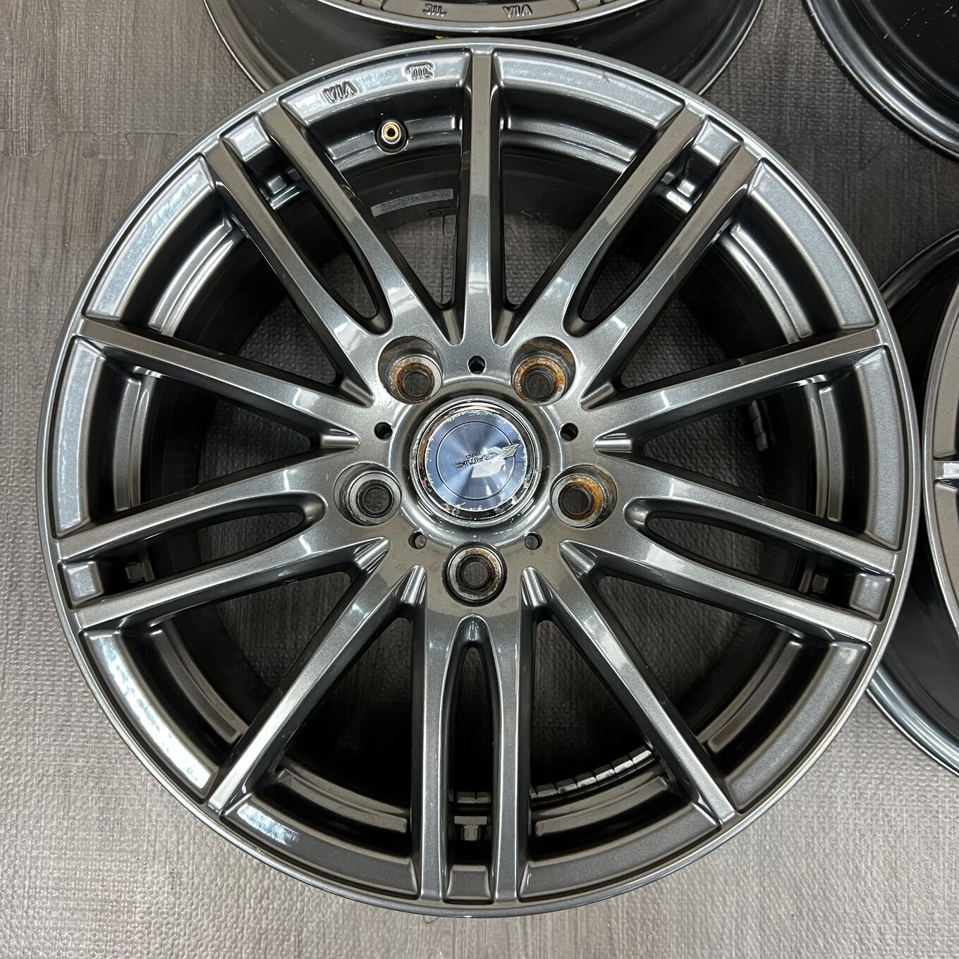 R16 7J ET55 5x114.3 ZAMIK TITO — 23 800 ¥/комплект